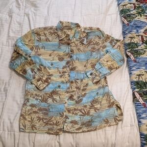 LIZ Claiborne 100% cotton button down top size Medium